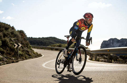 Lidl-Trek’s 2025 Cycling Fueling Strategy: How Nutrition Led to a Triple Grand Tour Jersey Haul